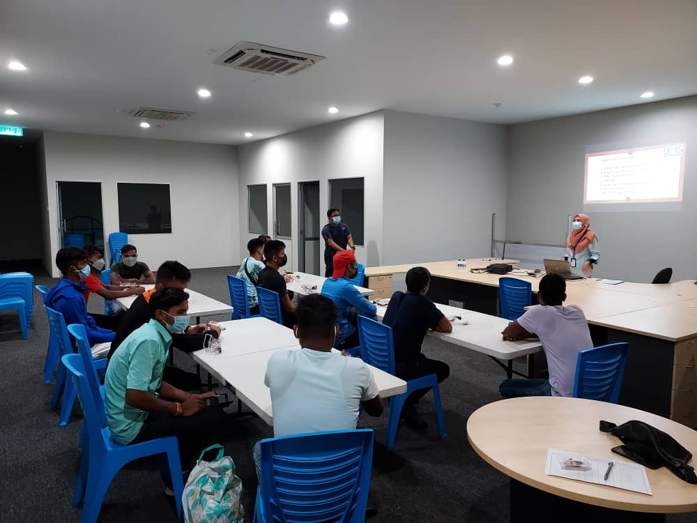 Tailored Recruitment Solutions - Aras Baru