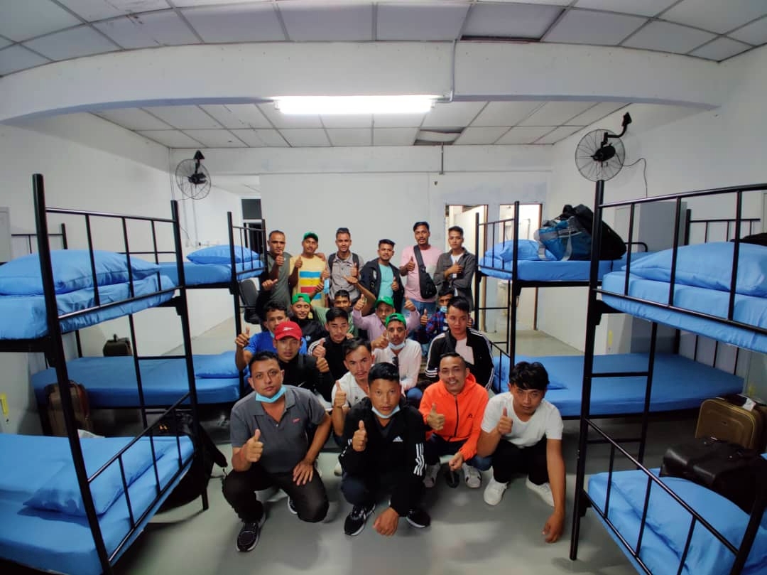 Hostel Image Carousel 1 - Aras Baru